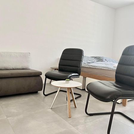 2 Moderne Apartmany 19 A 95 V Sukromi V Centre Mesta Turčianske Teplice المظهر الخارجي الصورة