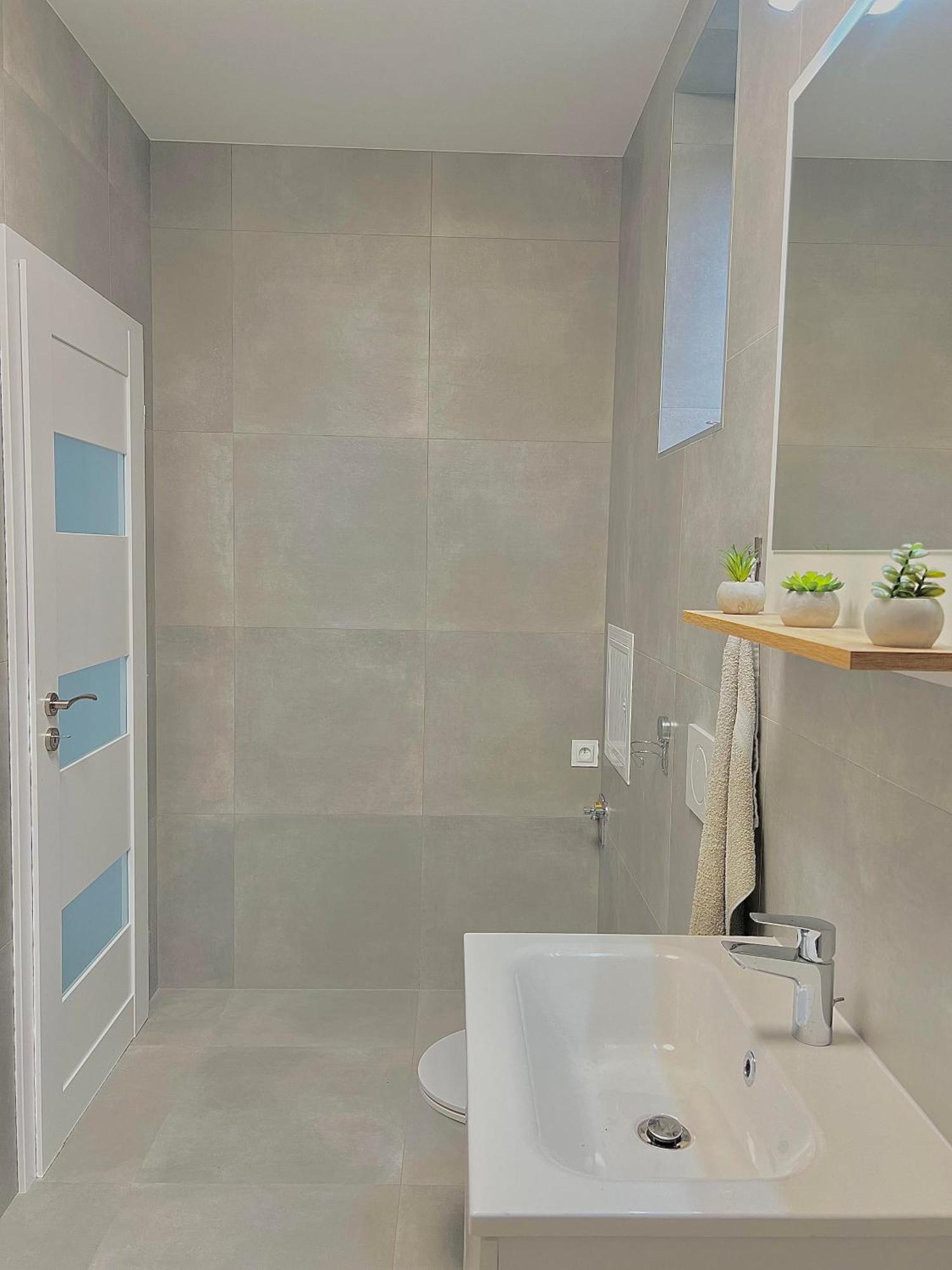 2 Moderne Apartmany 19 A 95 V Sukromi V Centre Mesta Turčianske Teplice المظهر الخارجي الصورة